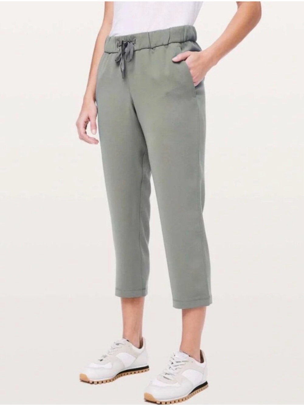 Lululemon On The Fly Sage Grey Crop* 23” Pants | Size 4
